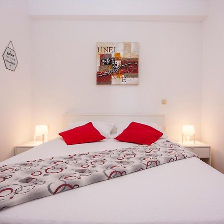 Apartments Alisa بروداريكا المظهر الخارجي الصورة