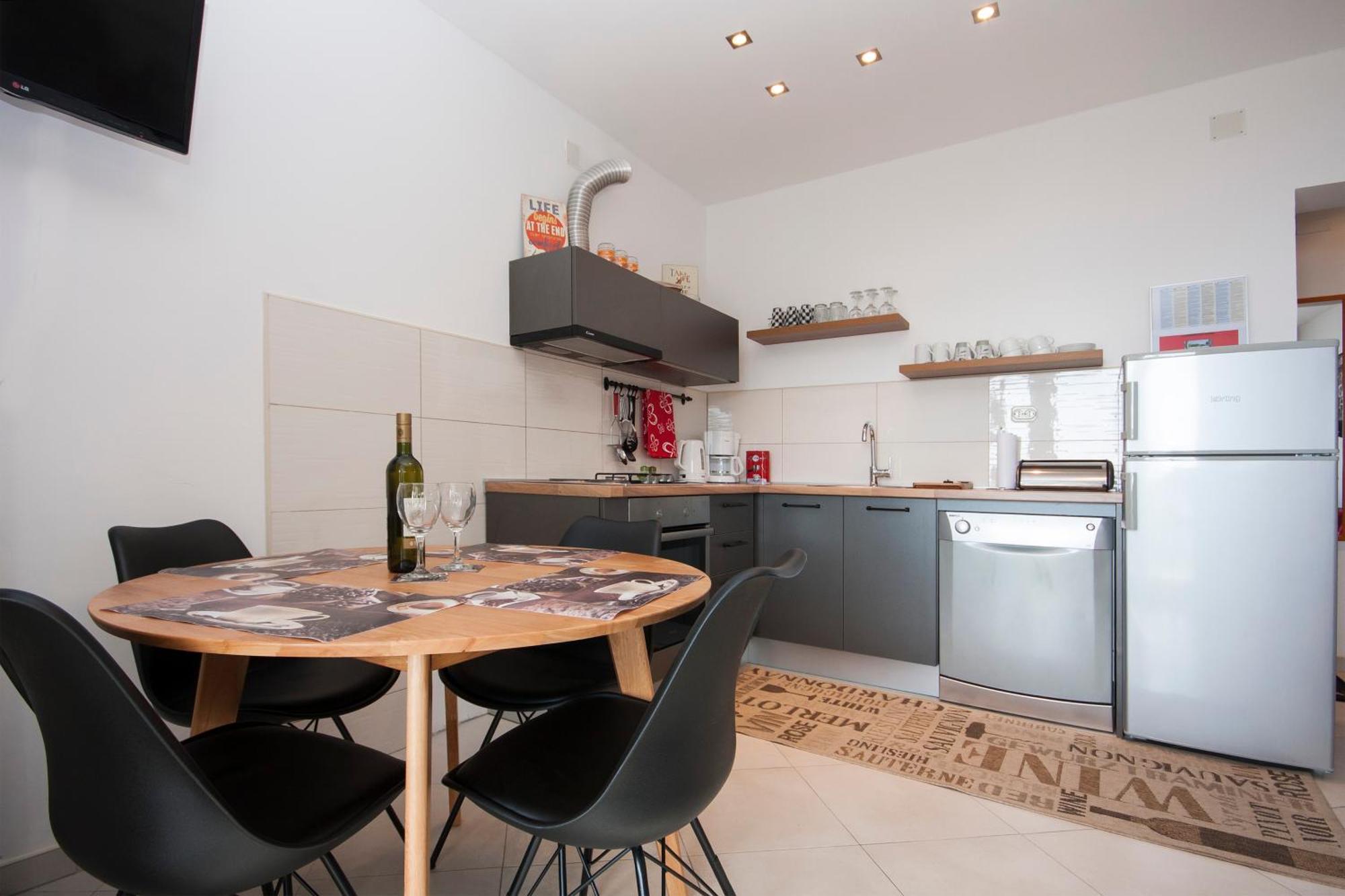 Apartments Alisa بروداريكا المظهر الخارجي الصورة