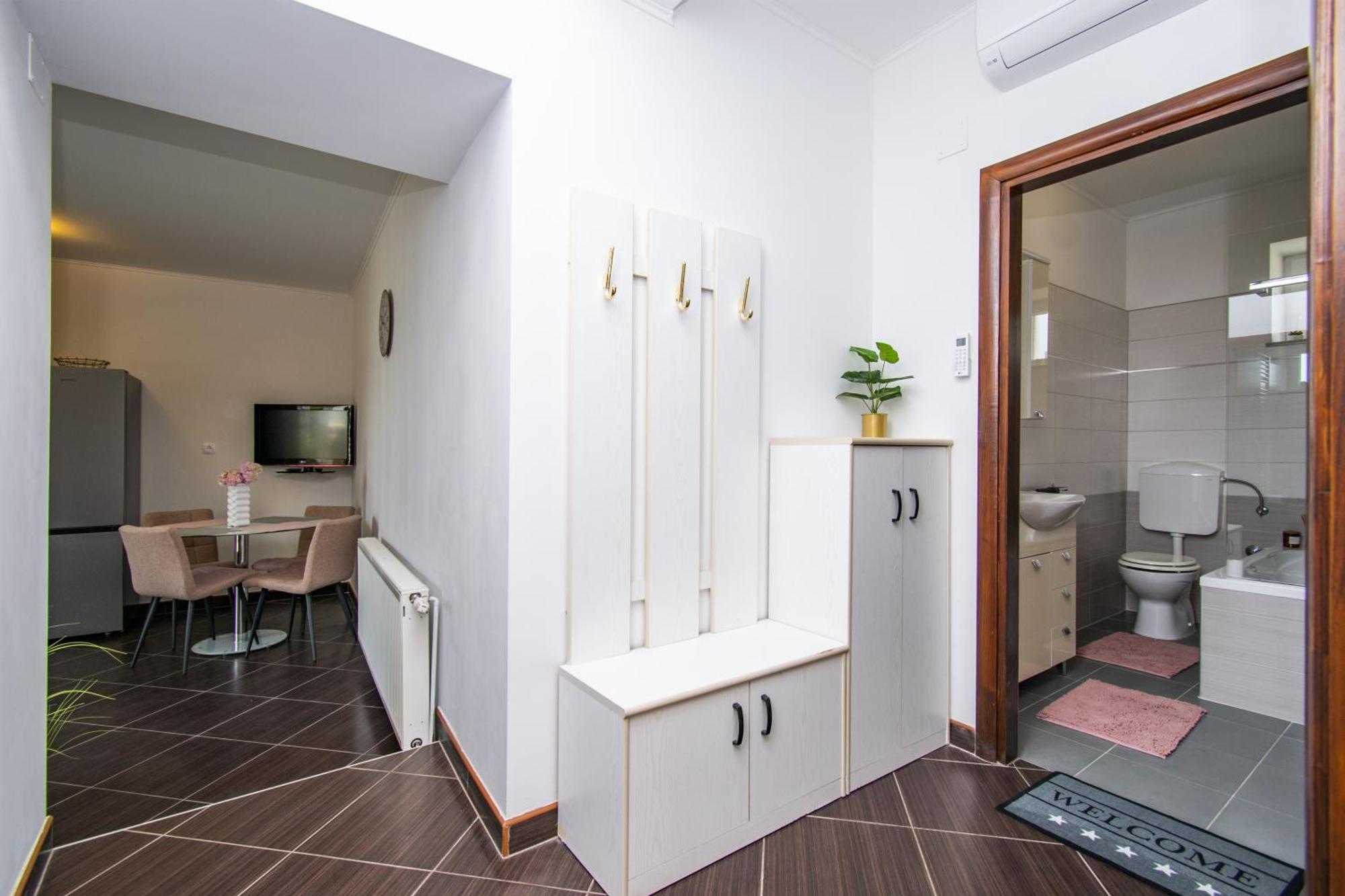Apartments Alisa بروداريكا الغرفة الصورة